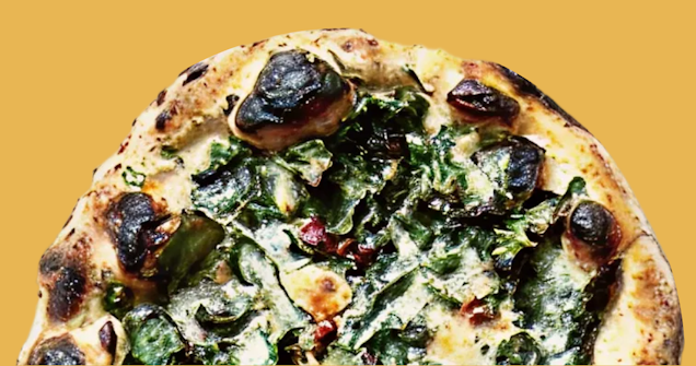 Alfredo spinach pizza